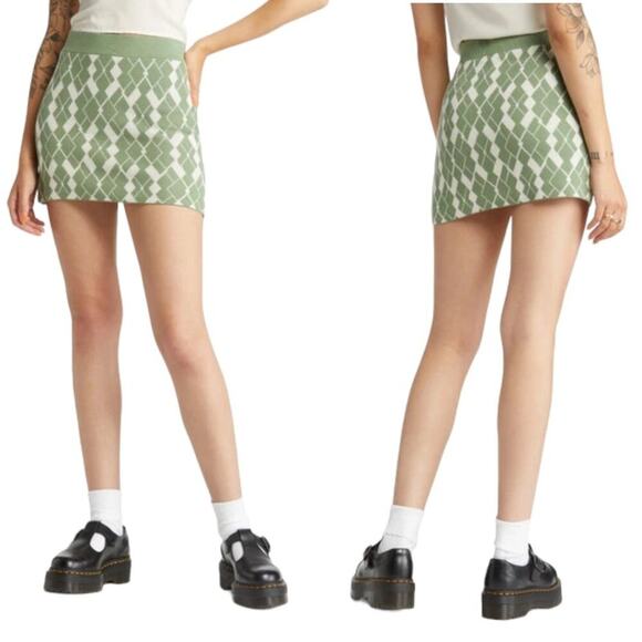 BP Argyle Sweater Miniskirt Green Size Large NWOT $45 MSRP - Picture 1 of 8